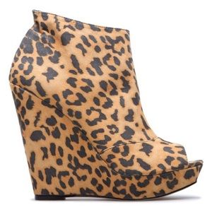 Hot open toe Leopard wedges